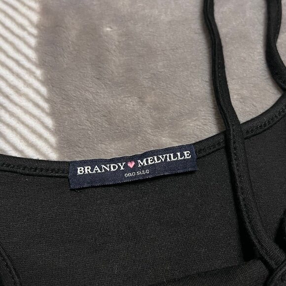 Brandy Melville Black Strappy Crop Top – Sleek & Versatile ✨ - Picture 3 of 3